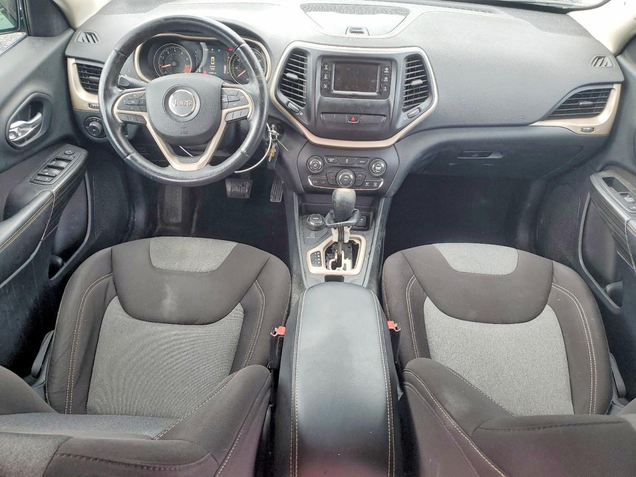 2014 Jeep Cherokee Latitude Gray vin: 1C4PJMCS9EW221018