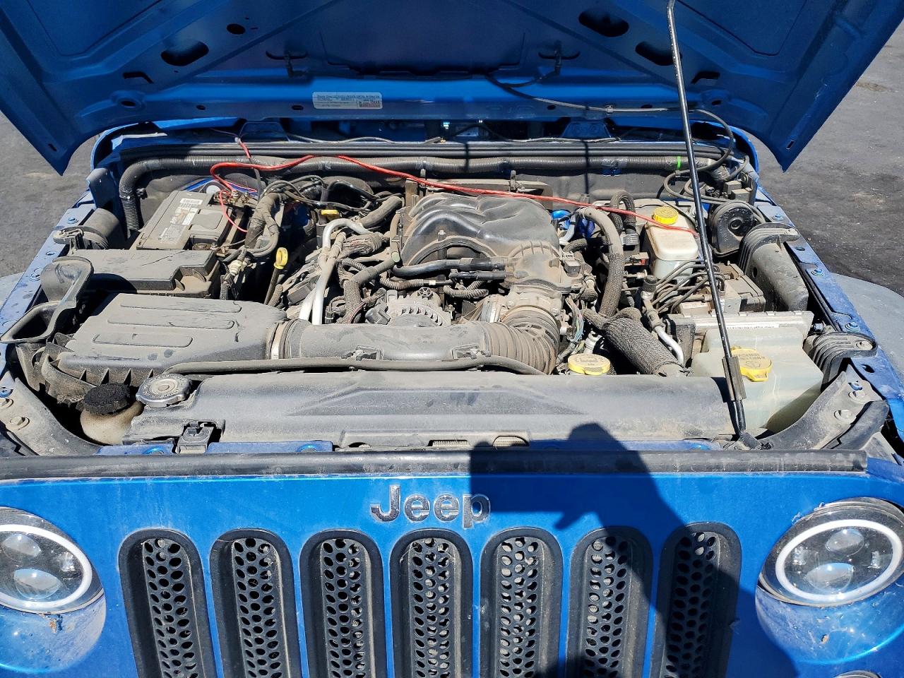 2015 Jeep Wrangler Sport Blue vin: 1C4AJWAG8FL510474