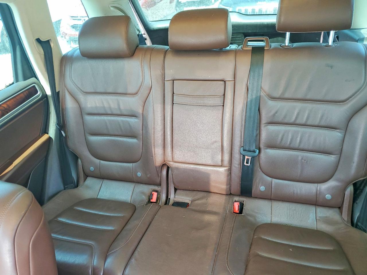 2013 Volkswagen Touareg V6 Tdi Белый vin: WVGEP9BP8DD011533