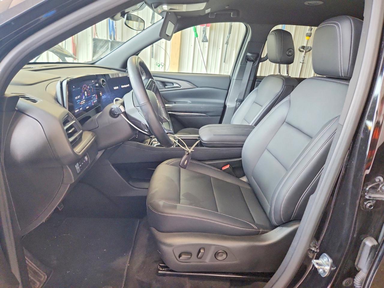 2026 Chevrolet Traverse Lt Black vin: 1GNEVGKS5TJ137732