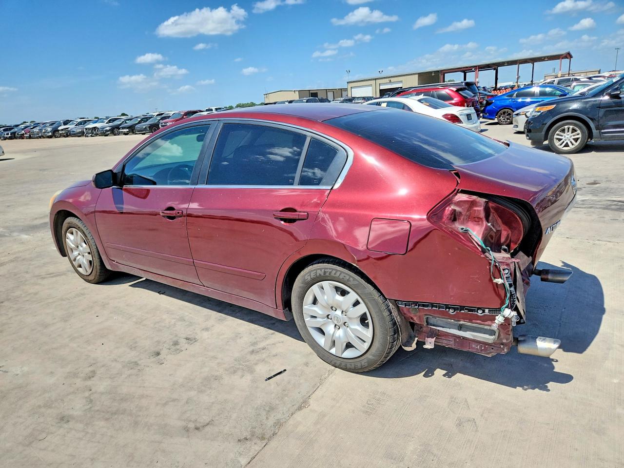 2012 Nissan Altima 2.5 Red vin: 1N4AL2AP3CN547036