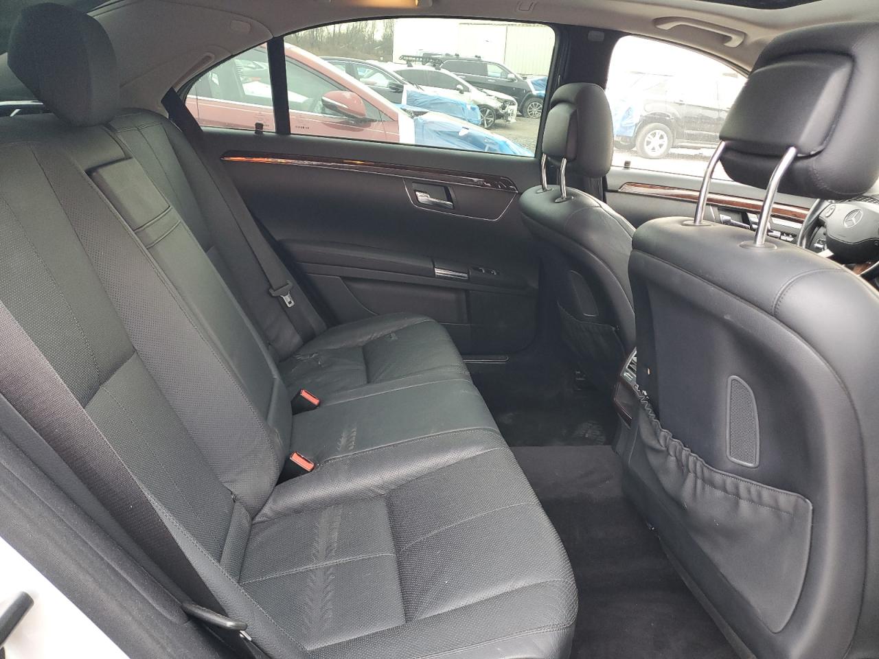 2009 Mercedes-benz S 550 4matic Silver vin: WDDNG86X29A244055