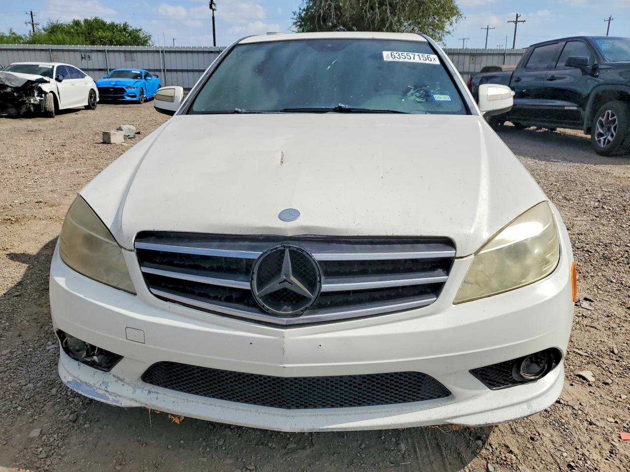 2009 Mercedes-benz C 300 White vin: WDDGF54X89R052511