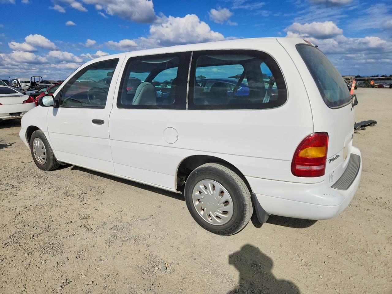 1998 Ford Windstar Wagon White vin: 2FMZA51U7WBD47427