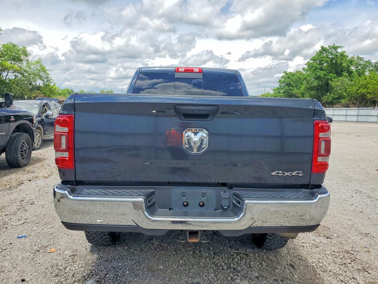 2020 Ram 2500 Tradesman Gray vin: 3C6UR5CLXLG257183
