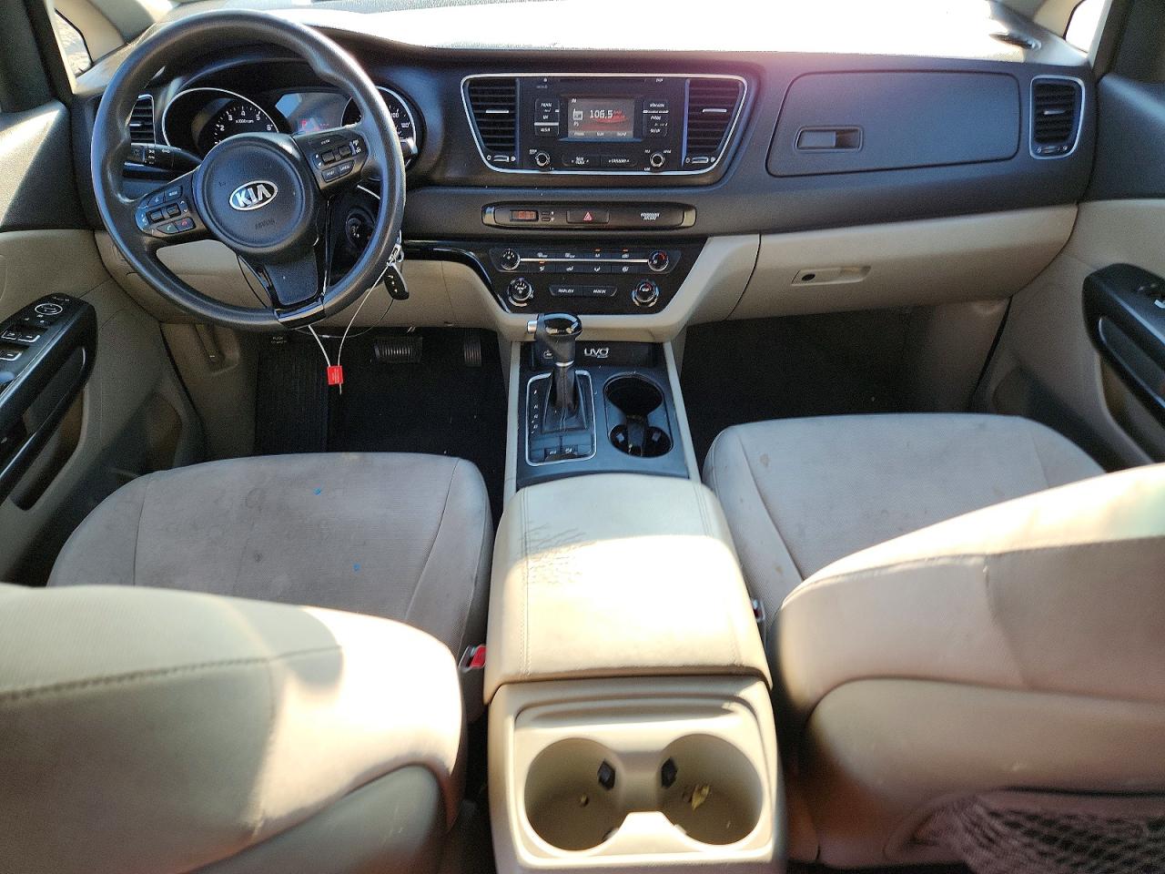 2015 Kia Sedona Lx White vin: KNDMB5C12F6021404