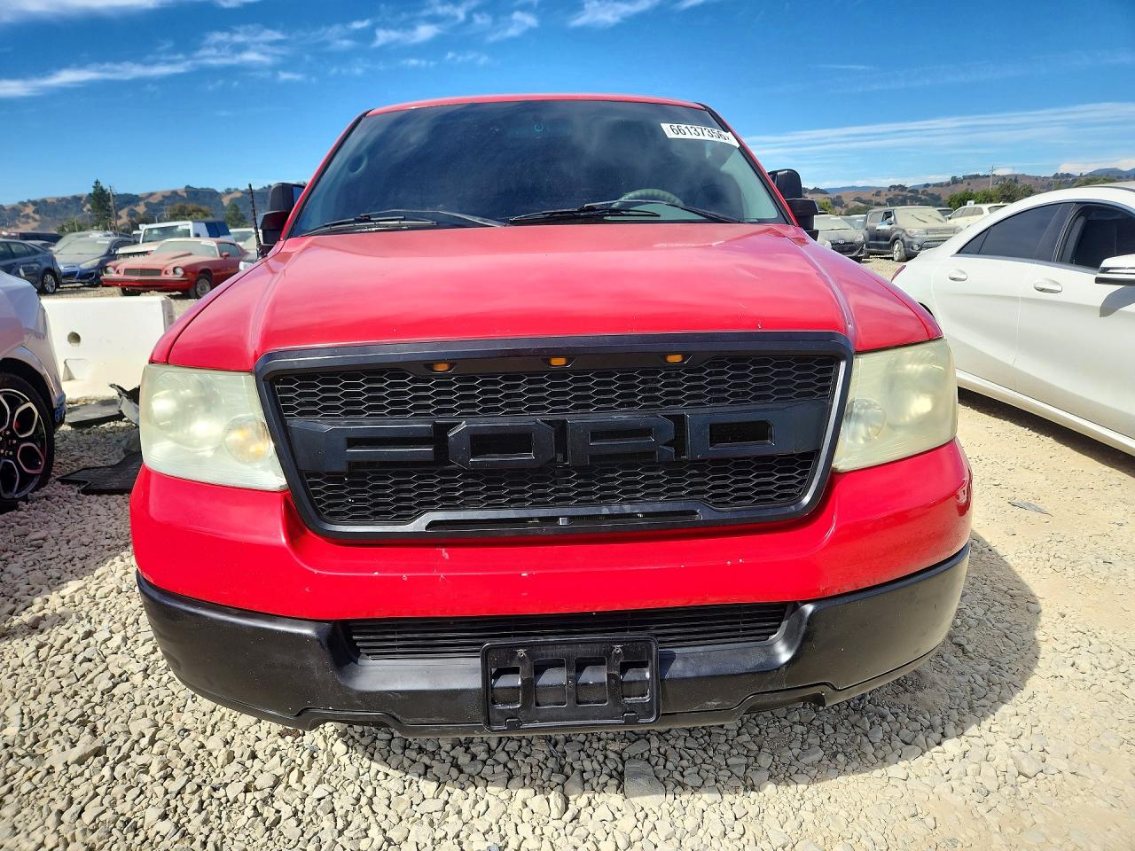 2004 Ford F150 Red vin: 1FTPX12564NA57658
