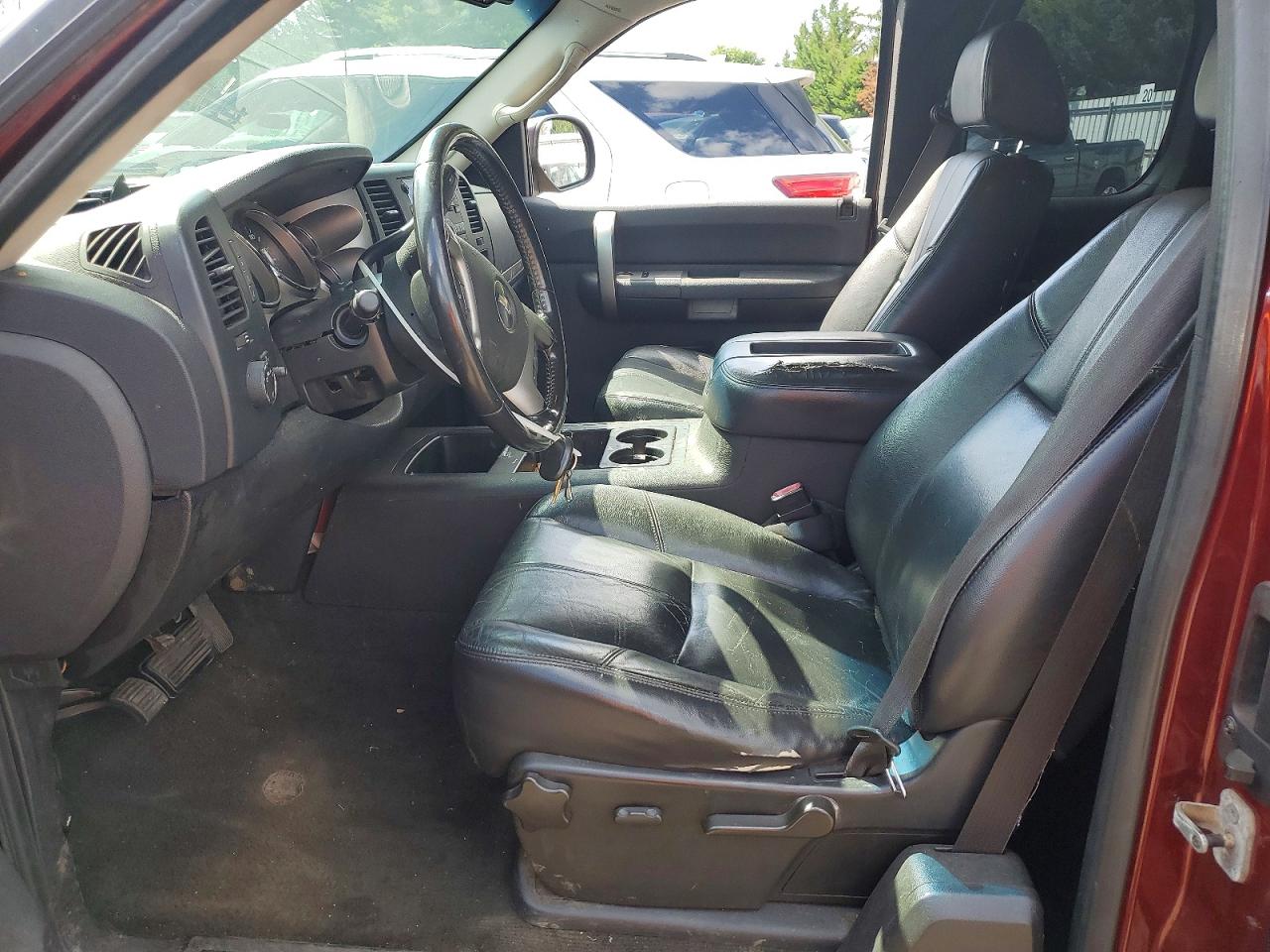 2008 Chevrolet Silverado K1500 Red vin: 2GCEK190381251751
