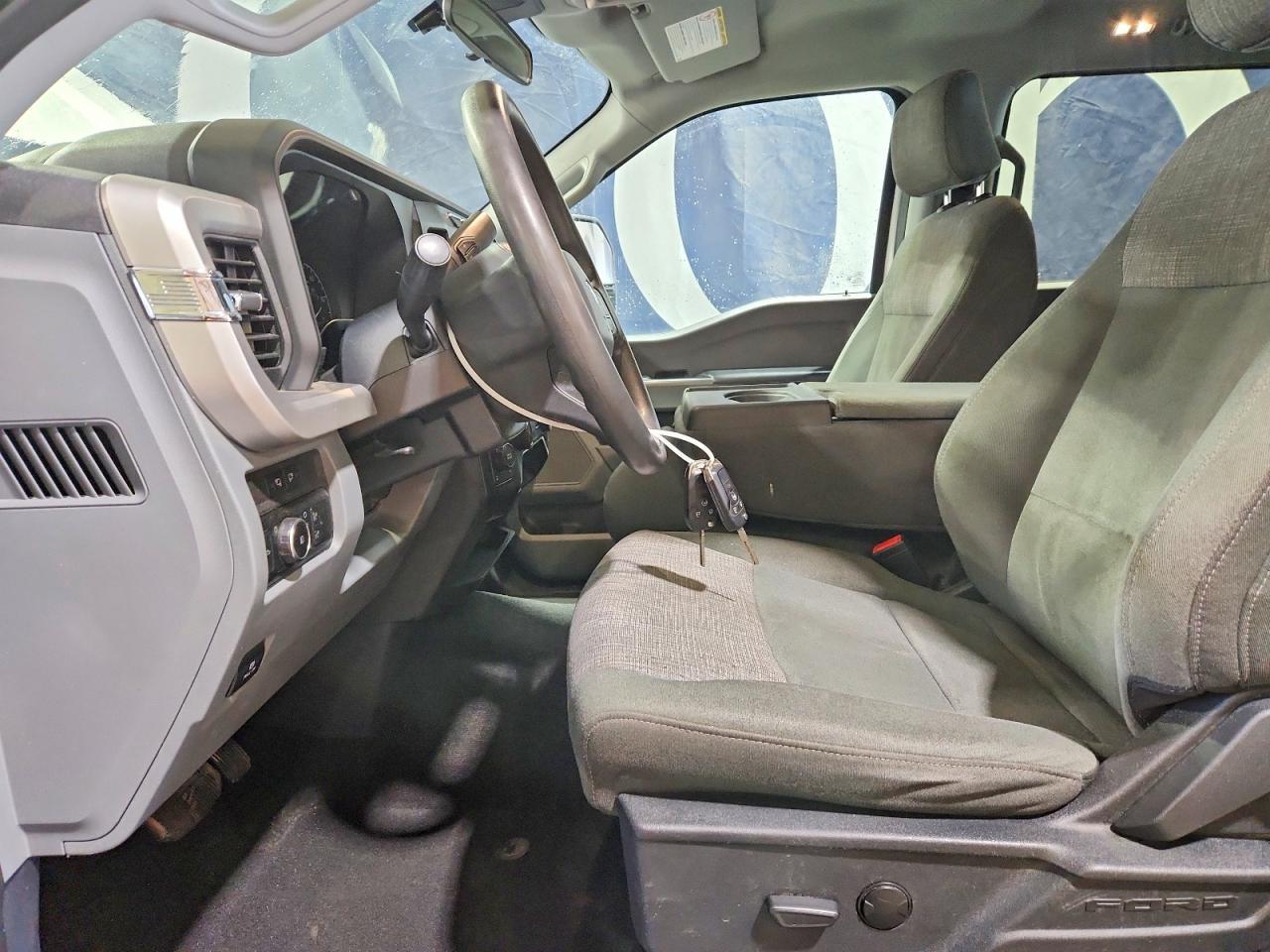 2024 Ford F250 Super Duty White vin: 1FT8W2BT5REC22330