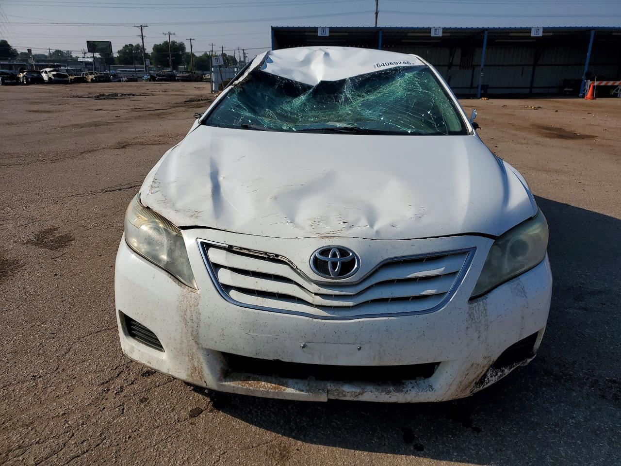 2010 Toyota Camry Le White vin: 4T4BF3EK8AR069517