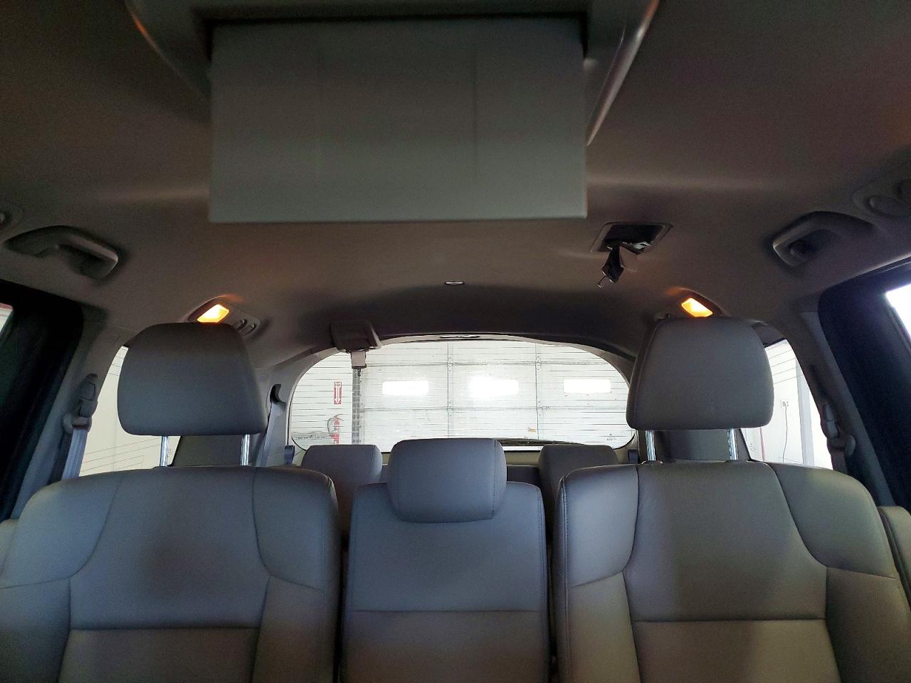 2011 Honda Odyssey Touring Gray vin: 5FNRL5H90BB002978