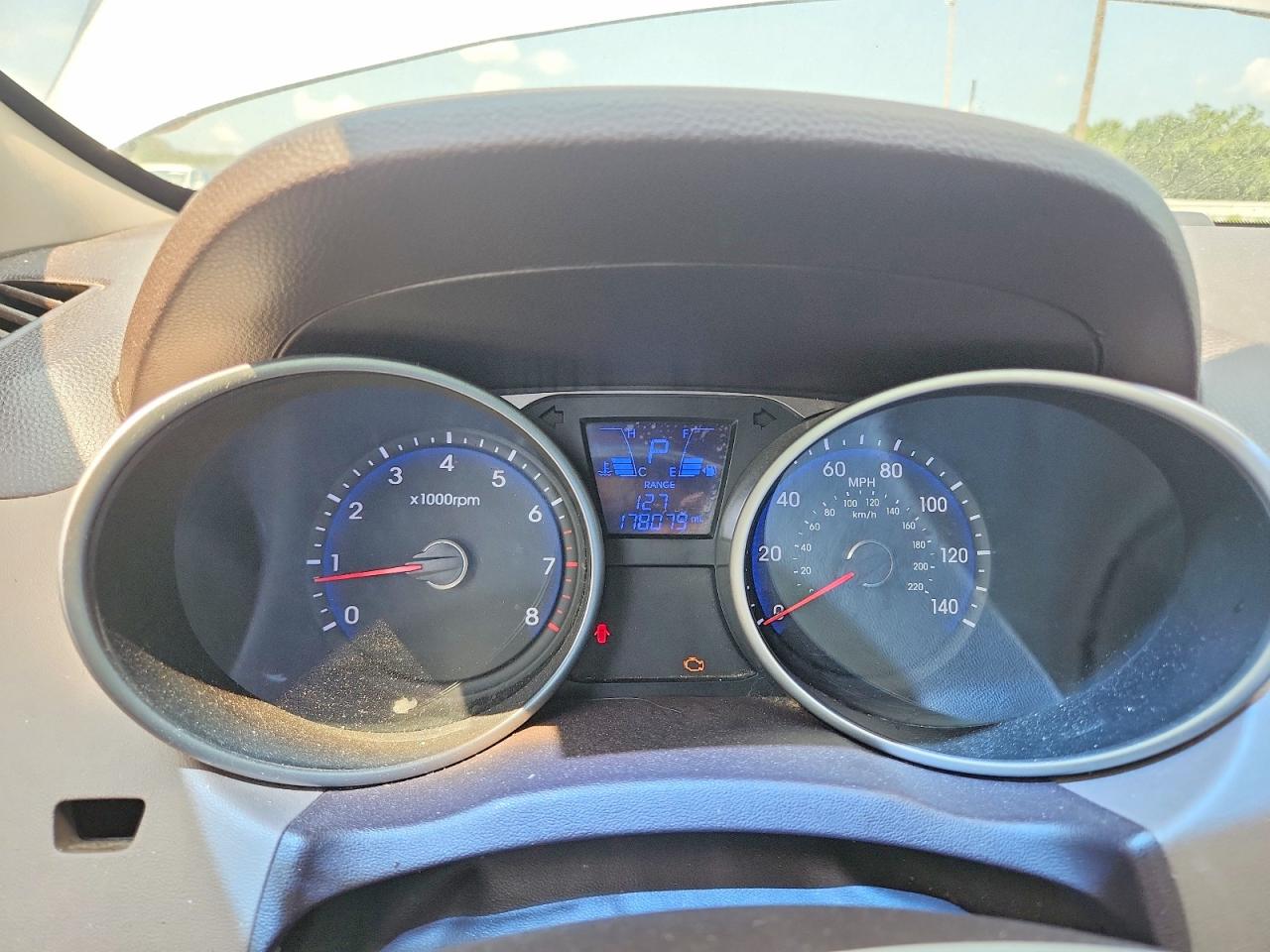 2015 Hyundai Tucson Se Серый vin: KM8JU3AG3FU073429