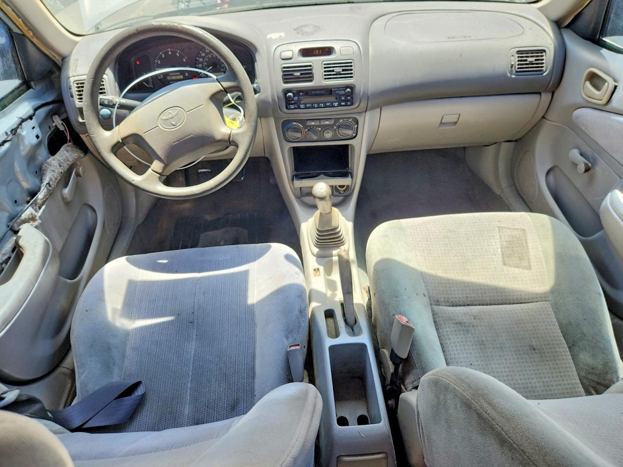 2001 Toyota Corolla Ce Серебряный vin: 1NXBR12E51Z522920