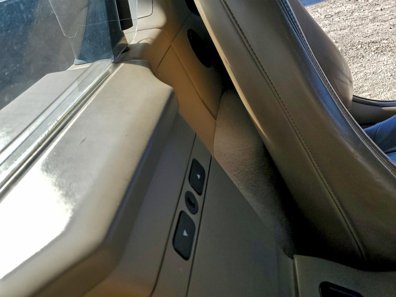 1998 Bmw Z3 1.9 White vin: 4USCH7326WLE07143
