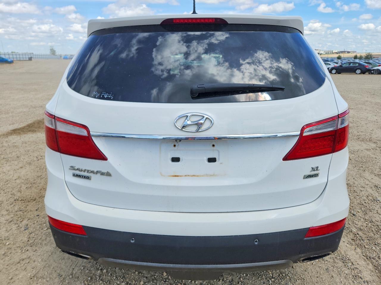 2014 Hyundai Santa Fe Gls White vin: KM8SNDHF9EU039711