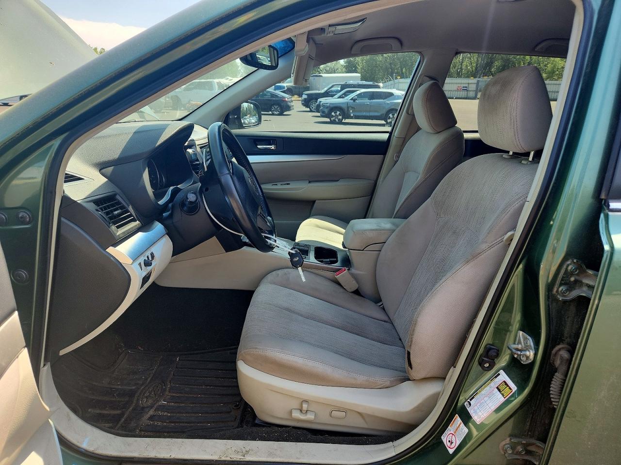 2013 Subaru Outback 2.5i Premium Green vin: 4S4BRCCC5D3288832