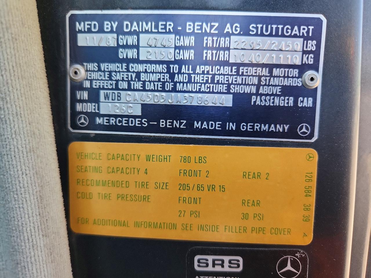 1988 Mercedes-benz 560 Sec Charcoal vin: WDBCA45D3JA378644