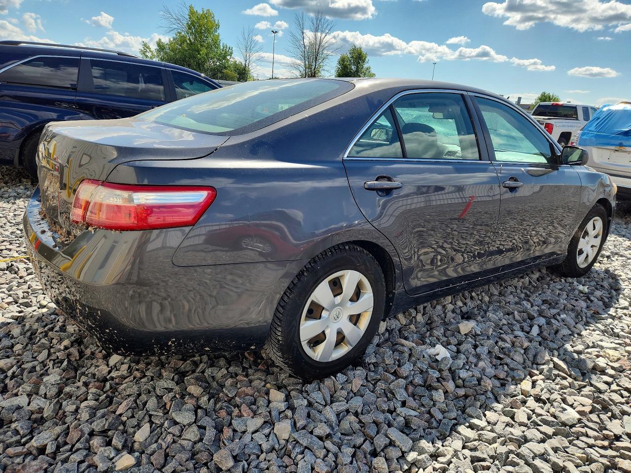 2009 Toyota Camry Le Gray vin: 4T4BE46K29R088583