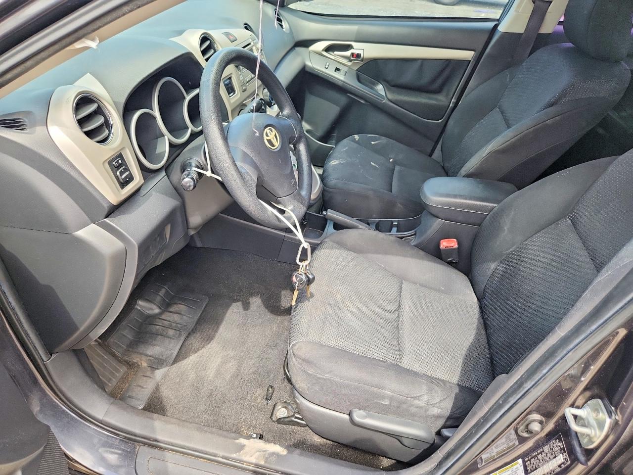 2009 Toyota Matrix Base Gray vin: 2T1KU40E99C165452