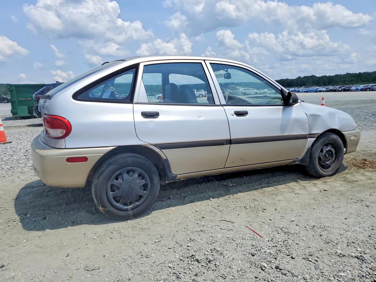1997 Ford Aspire Серебряный vin: KNJLT06H4V6198990