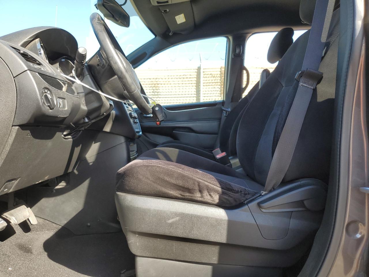 2014 Dodge Grand Caravan Se Gray vin: 2C4RDGBG6ER404920