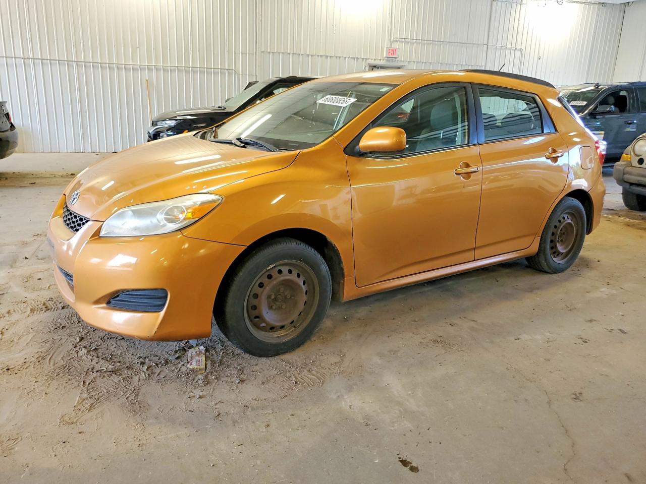 2009 Toyota Matrix Base Orange vin: 2T1KU40E59C159678