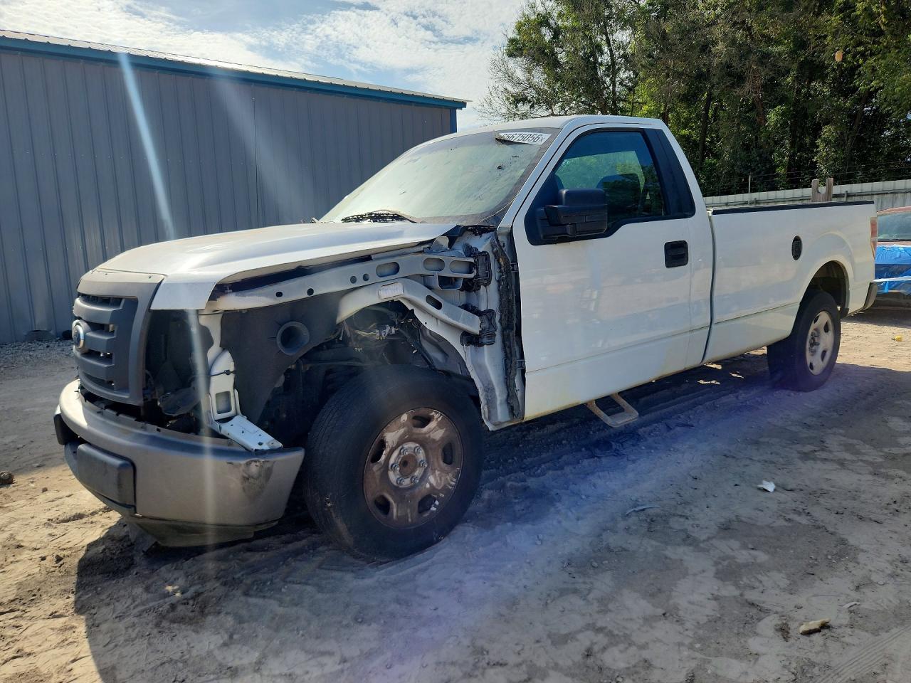 2012 Ford F150 White vin: 1FTNF1CF9CKD44672