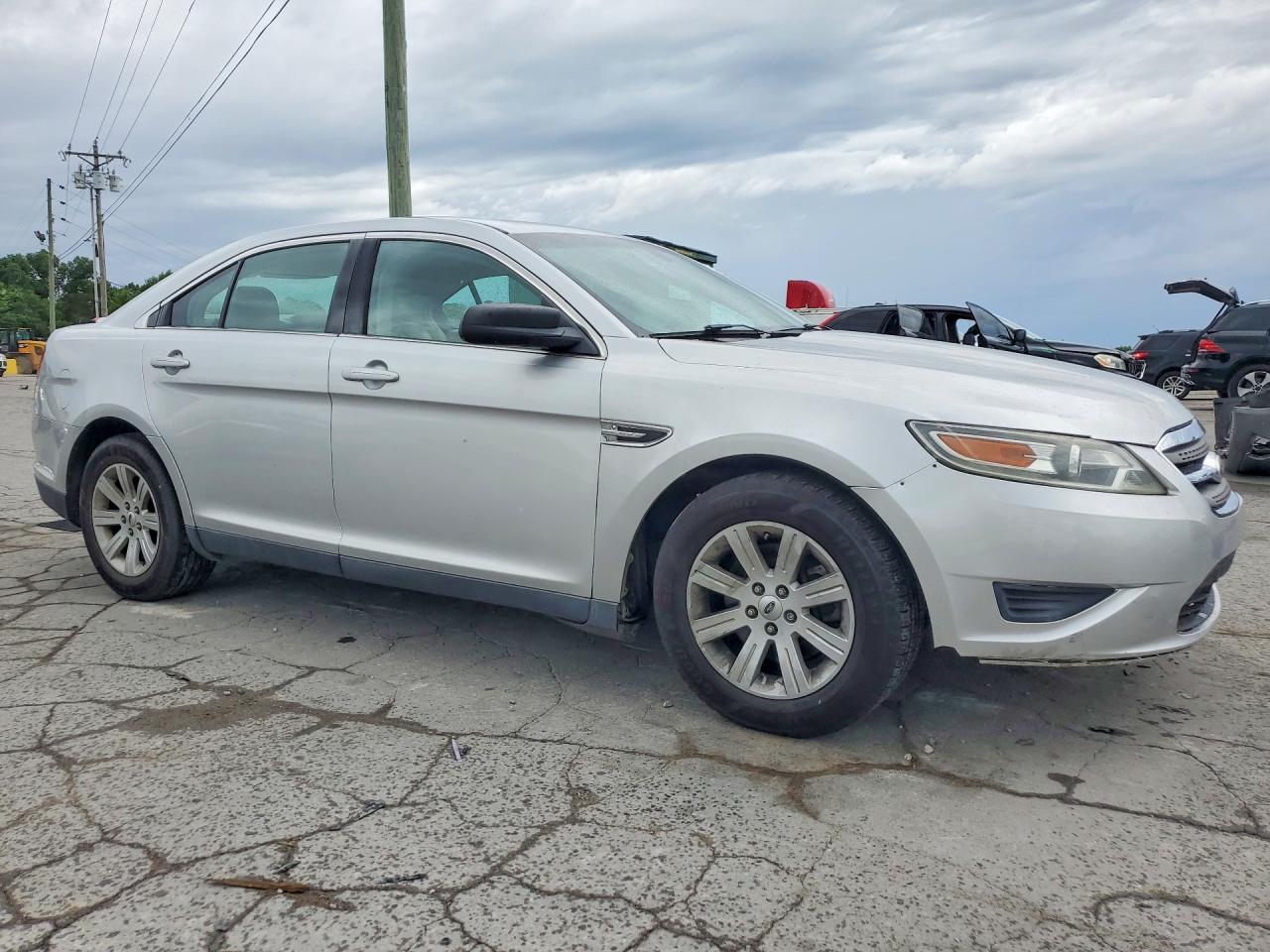 2011 Ford Taurus Se Silver vin: 1FAHP2DW5BG134916