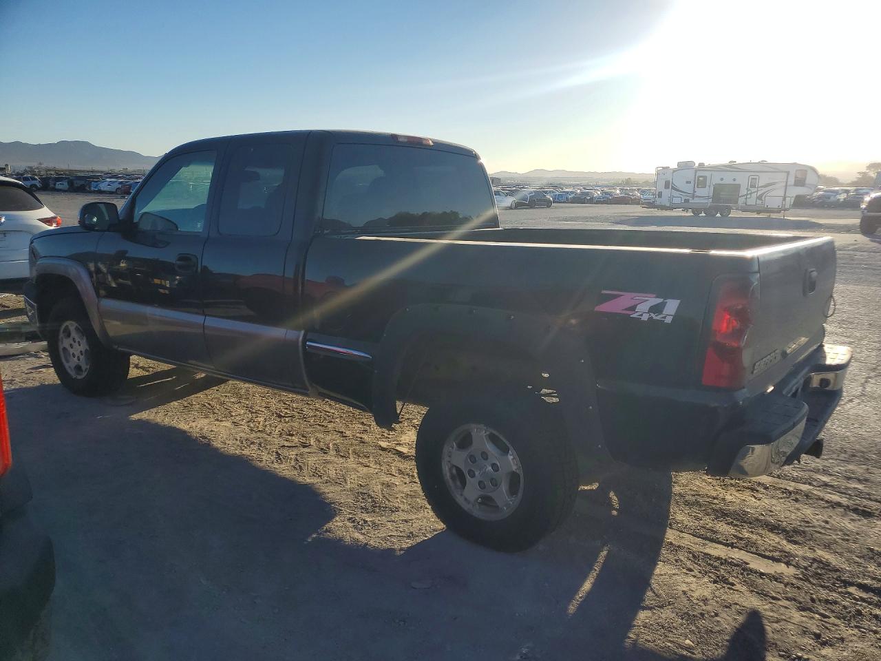 2003 Chevrolet Silverado K1500 Black vin: 2GCEK19T131144457