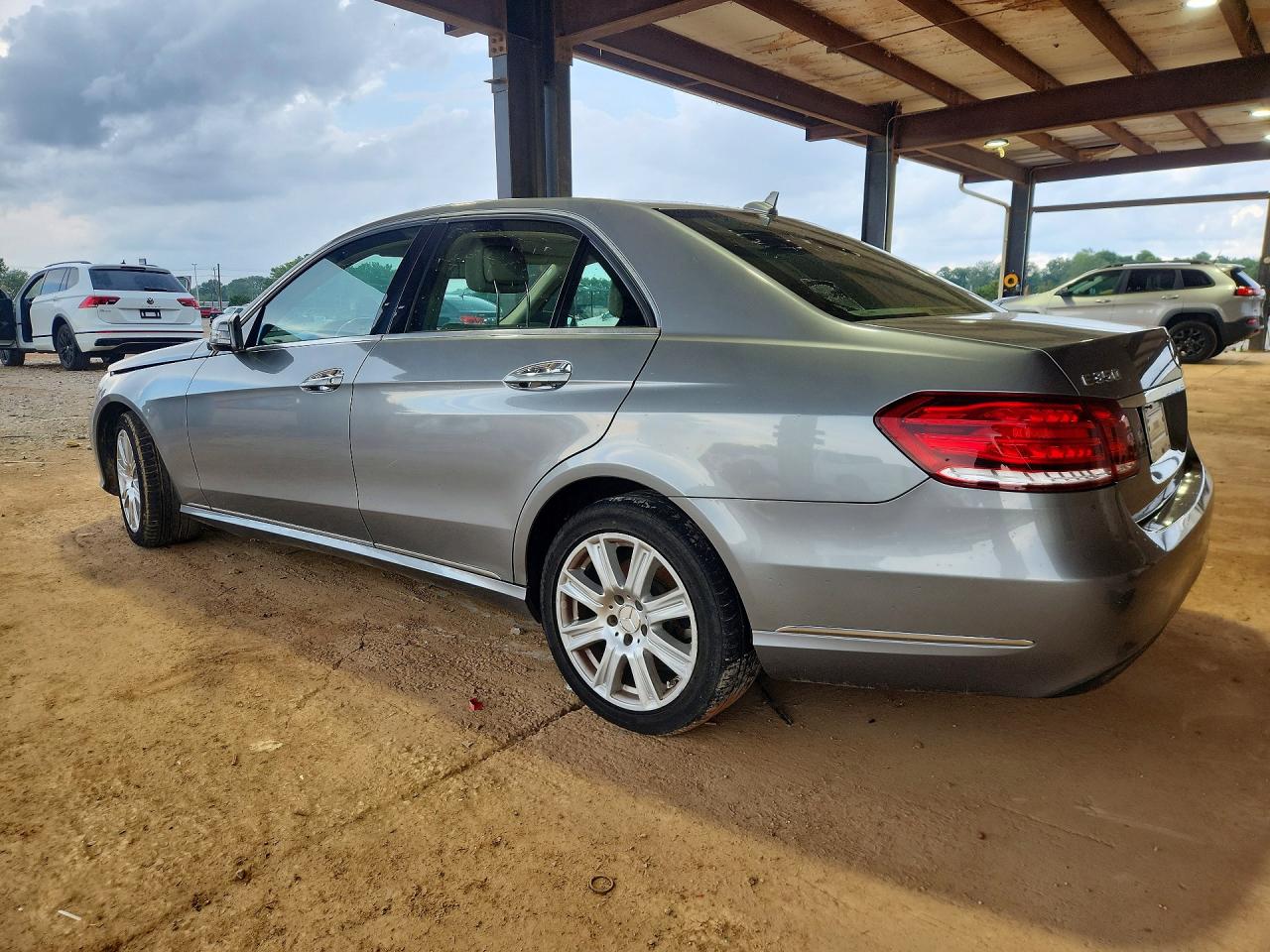 2014 Mercedes-benz E 350 Silver vin: WDDHF5KB1EA860817