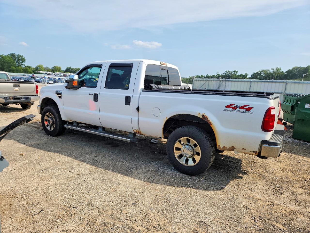 2009 Ford F250 Super Duty White vin: 1FTSW21Y79EB29523