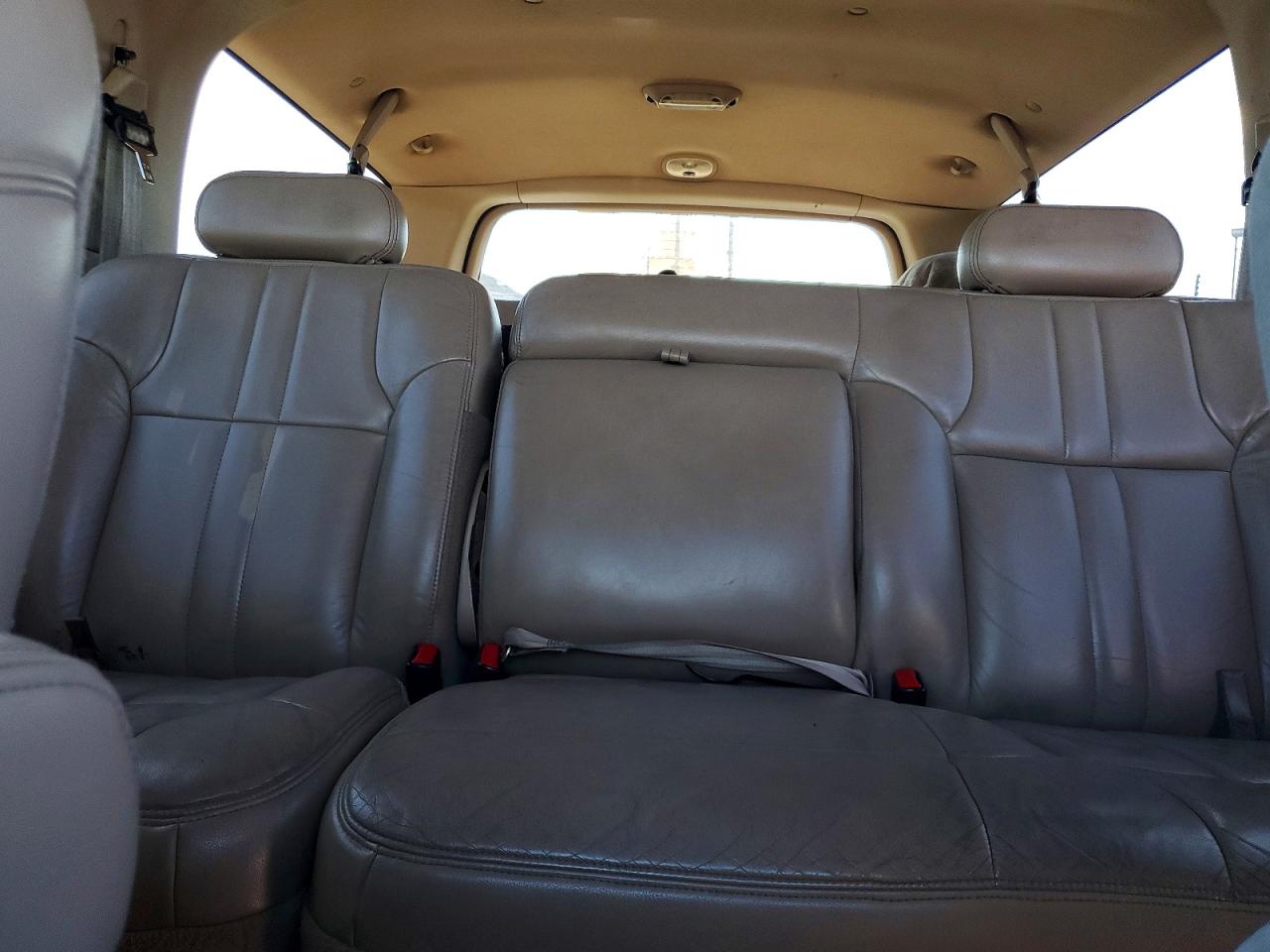 2000 Ford Excursion Xlt Tan vin: 1FMNU40L1YEA82875