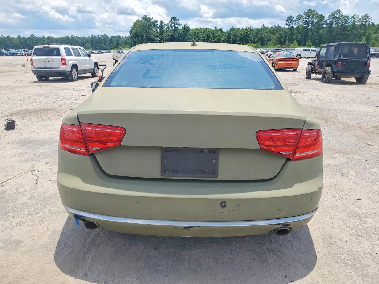 2011 Audi A8 L Quattro Green vin: WAURVAFD5BN012091