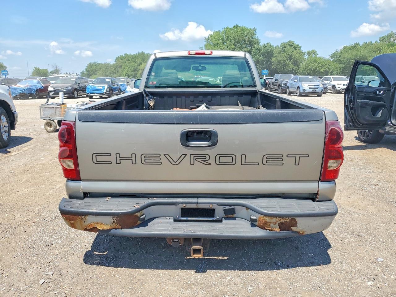 2003 Chevrolet Silverado C1500 Tan vin: 1GCEC14V33Z247277