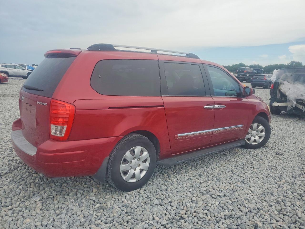 2008 Hyundai Entourage Gls Red vin: KNDMC233486050922