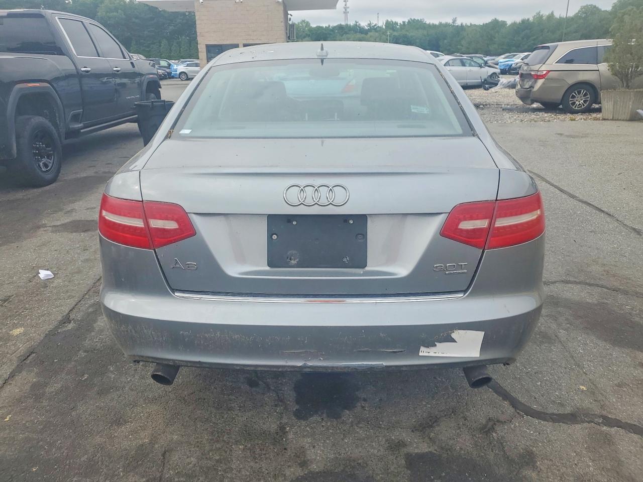 2010 Audi A6 Prestige Silver vin: WAUKGAFB9AN087384