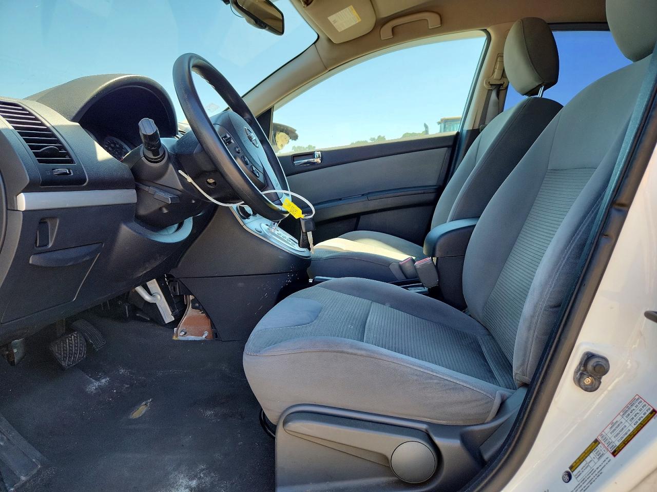 2010 Nissan Sentra 2.0 White vin: 3N1AB6AP1AL663534