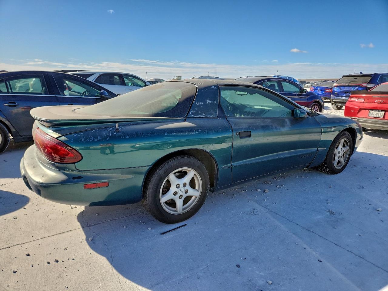 1997 Pontiac Firebird Зеленый vin: 2G2FS22K5V2212532