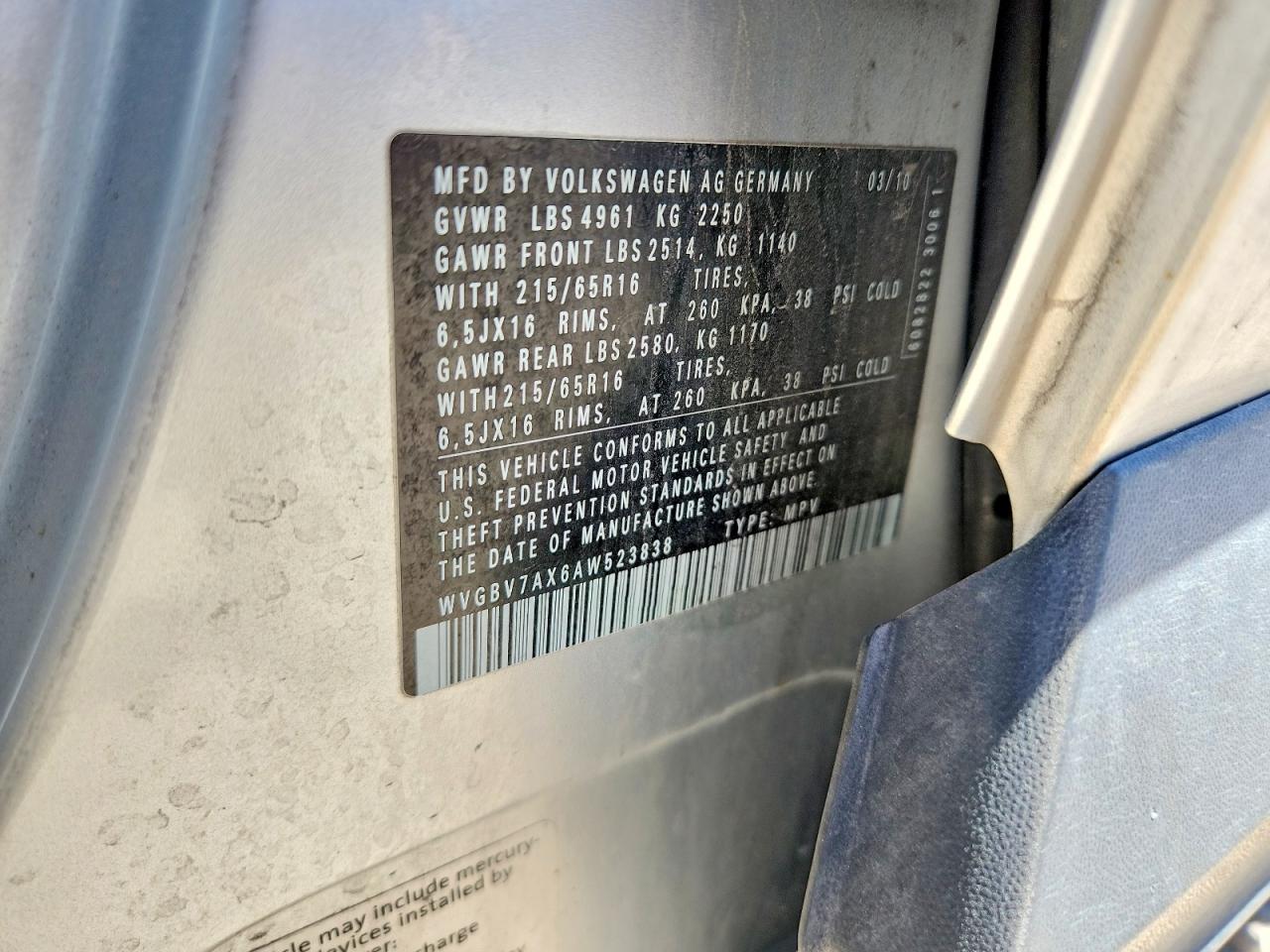 2010 Volkswagen Tiguan Se Silver vin: WVGBV7AX6AW523838