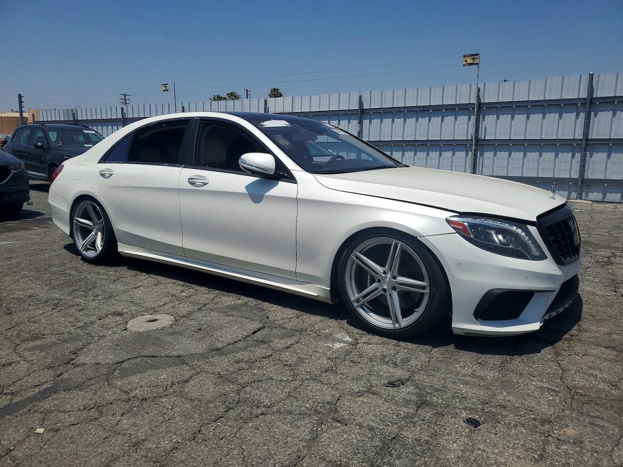 2014 Mercedes-benz S 550 4matic White vin: WDDUG8FB0EA048447