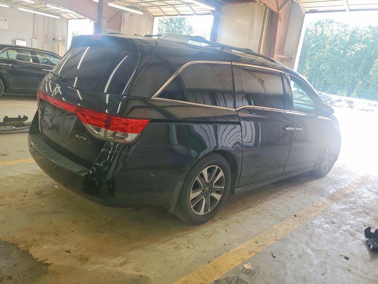 2014 Honda Odyssey Touring Black vin: 5FNRL5H91EB008342