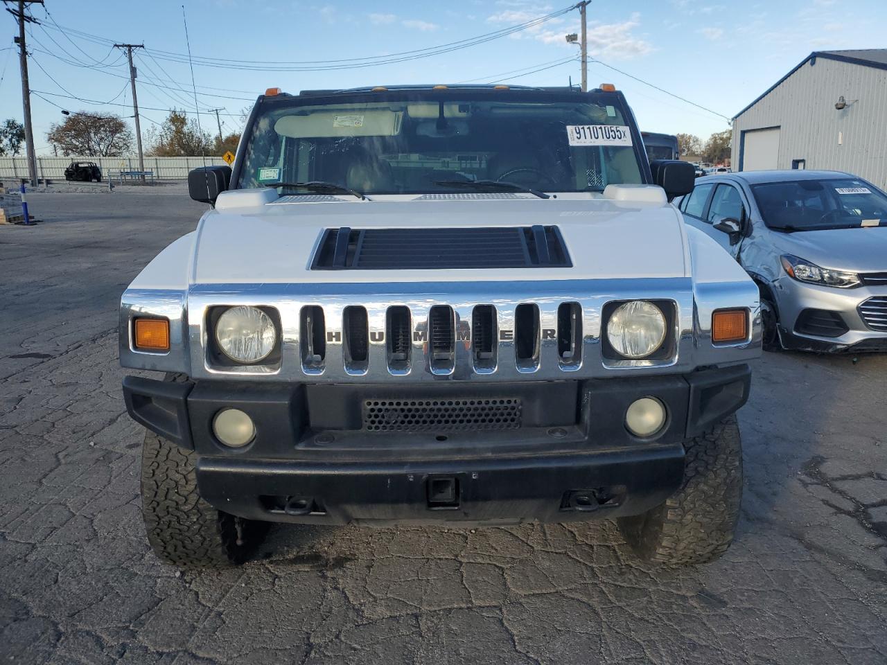 2004 Hummer H2 White vin: 5GRGN23U64H100670
