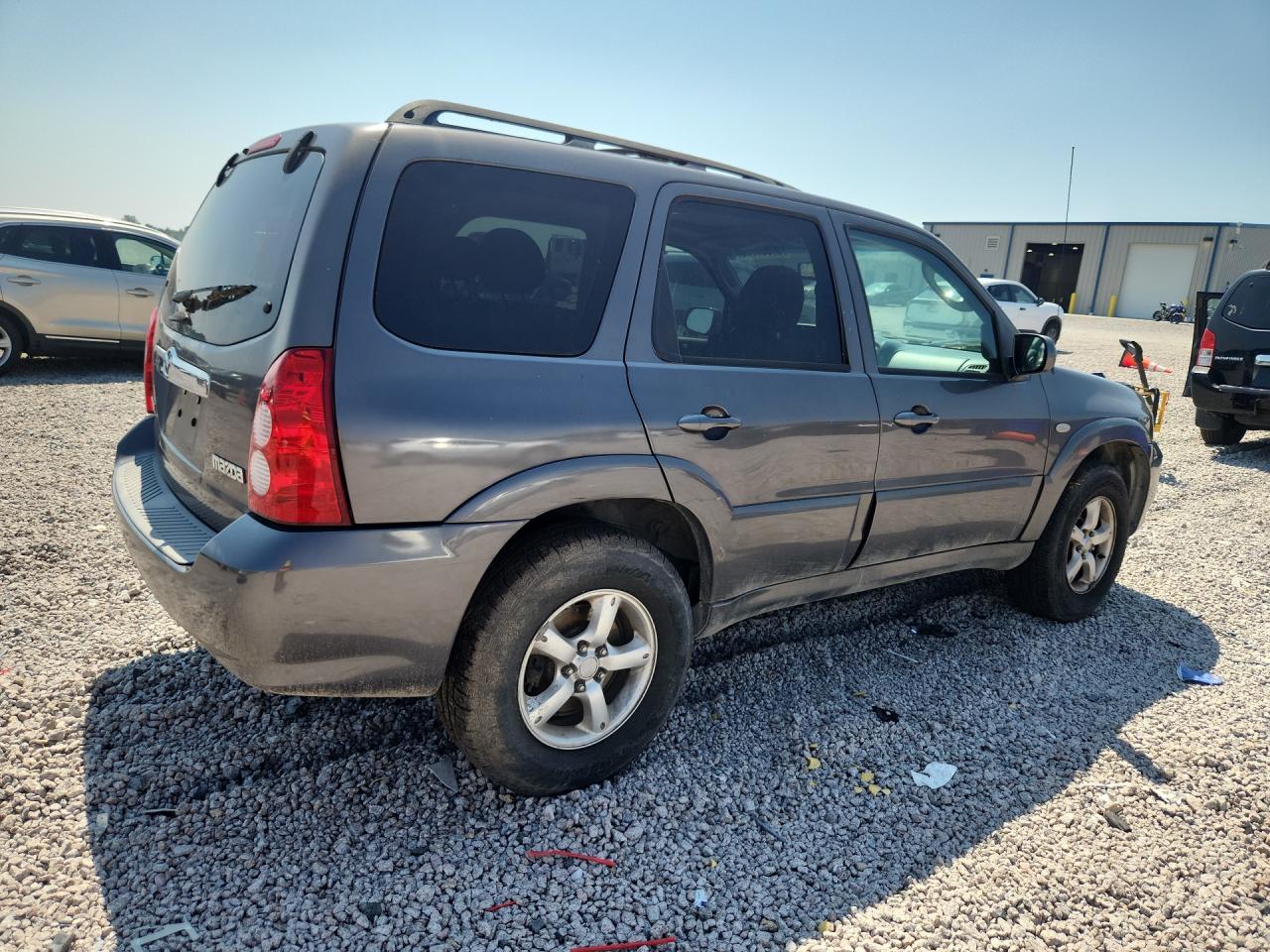 2006 Mazda Tribute S Gray vin: 4F2CZ04136KM29698