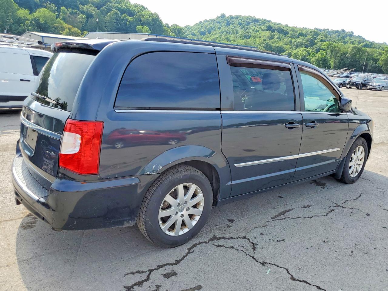 2013 Chrysler Town & Country Touring Blue vin: 2C4RC1BG1DR777264