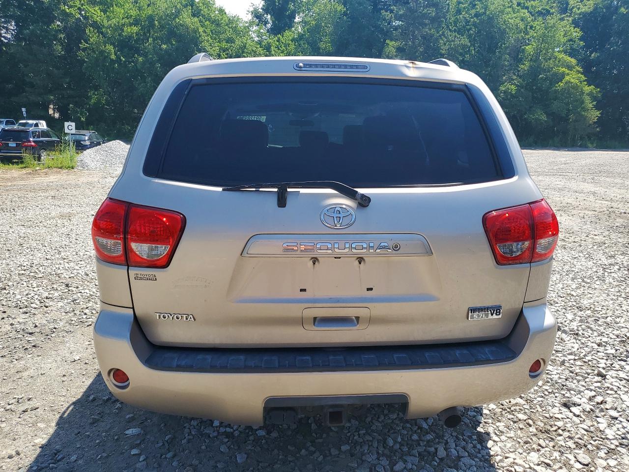 2008 Toyota Sequoia Sr5 Gold vin: 5TDBY64A98S010686