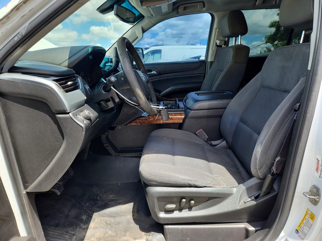 2015 Chevrolet Tahoe Police White vin: 1GNLC2EC6FR257176