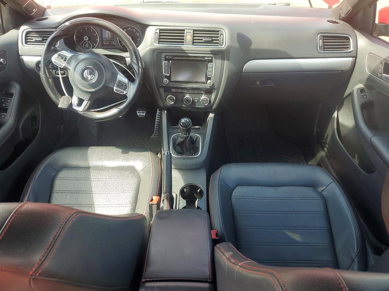 2013 Volkswagen Jetta Gli Red vin: 3VW5S7AJ2DM291777