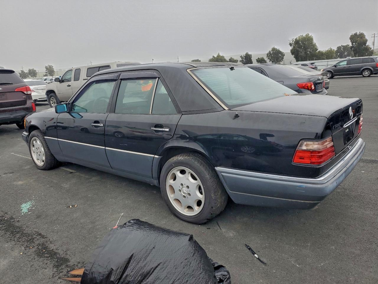 1994 Mercedes-benz E 320 Черный vin: WDBEA32E2RC104156