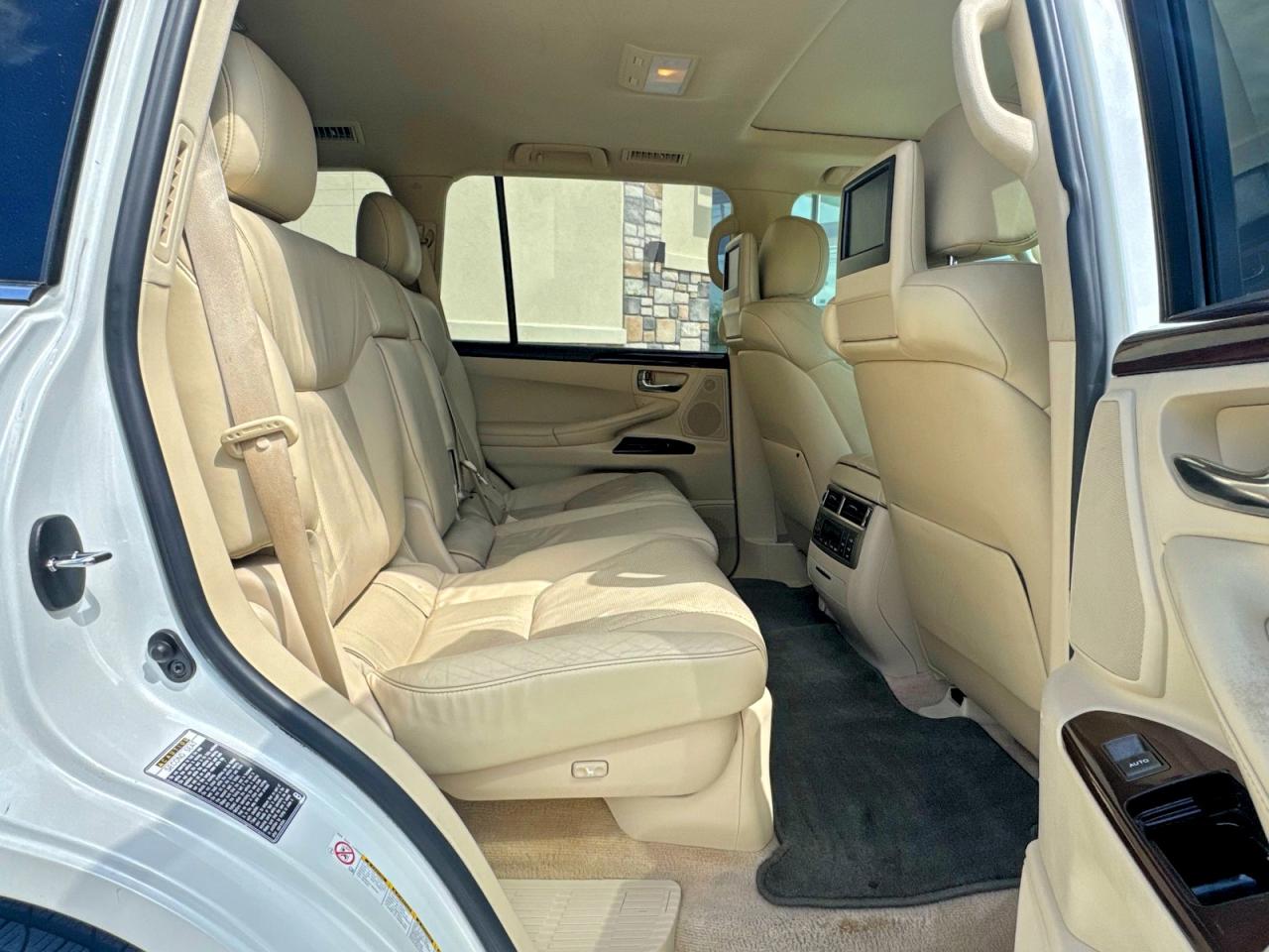 2013 Lexus Lx 570 White vin: JTJHY7AX8D4100357