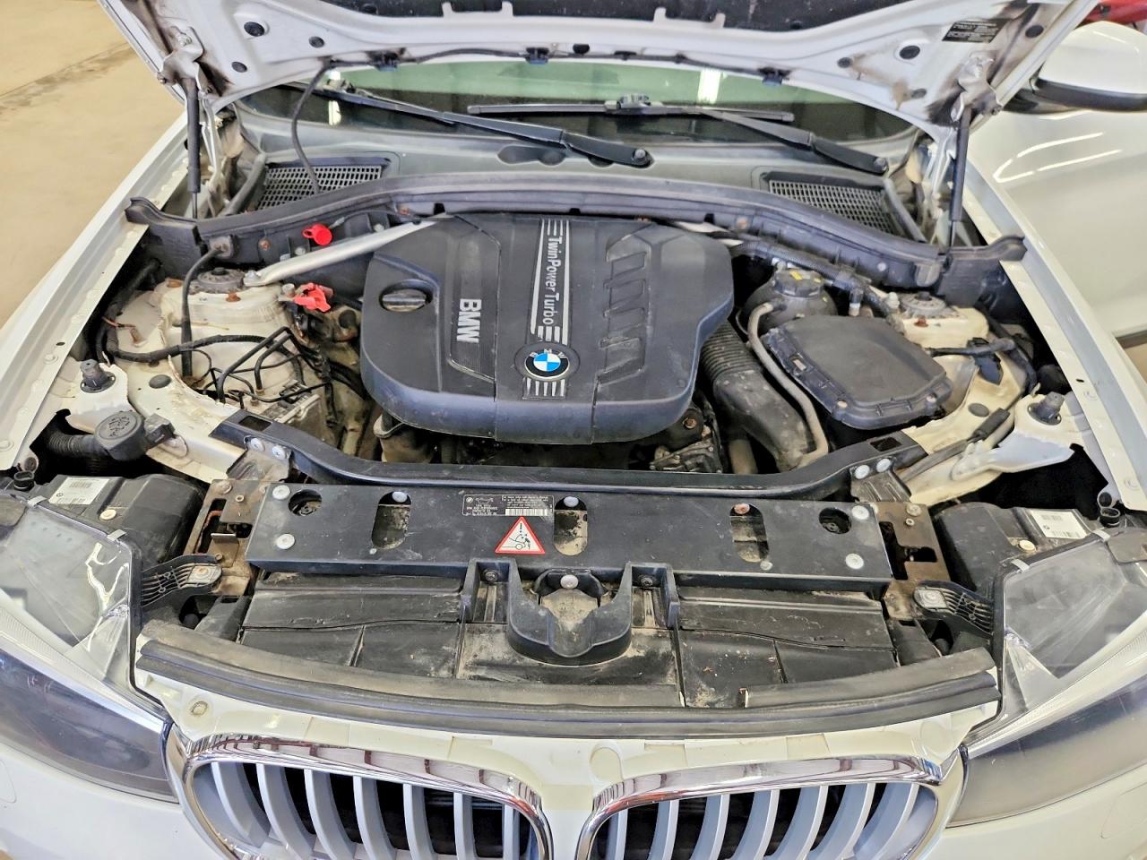 2015 Bmw X3 White vin: 5UXWY3C57F0E95559
